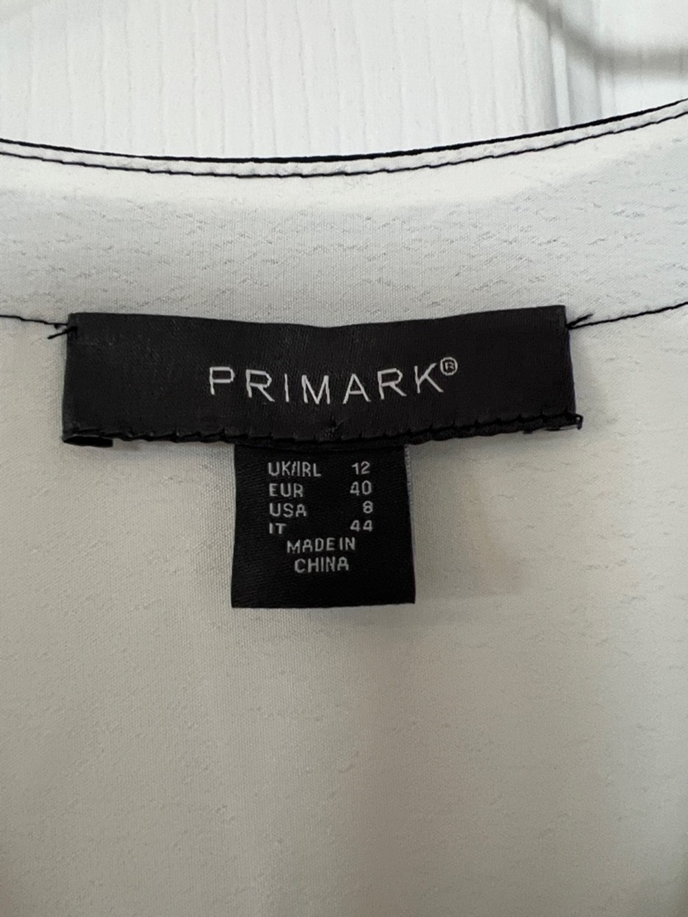 Primark White Blouse with Black Trim and Gold Zip - Picture 2 of 6